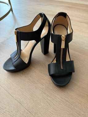 Michael Kors Black Leather T-Strap Block Heel Sandals with Gold Zip